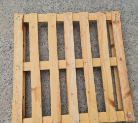 Pallet gỗ tràm nâng 4 hướng